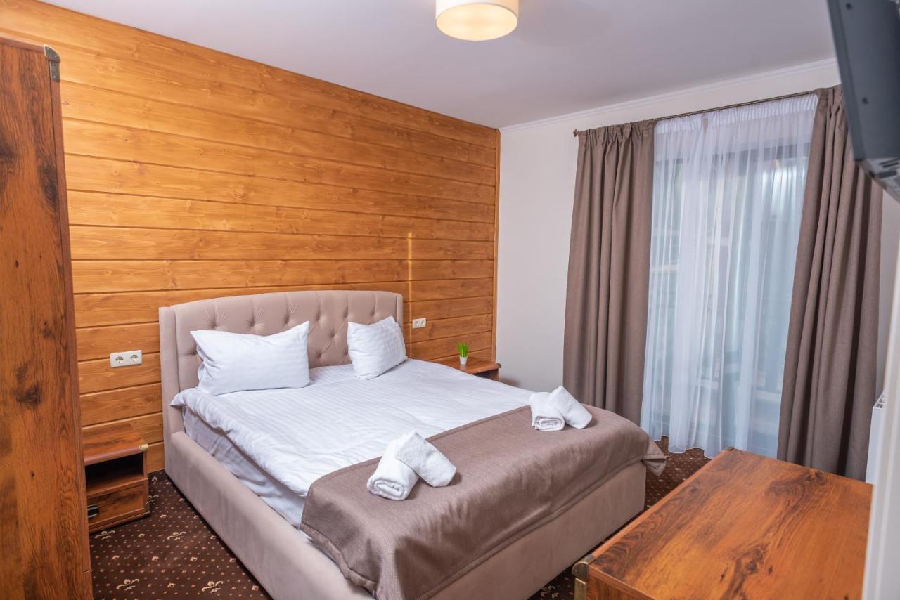 Residence Nesh Tatariv Luaran gambar